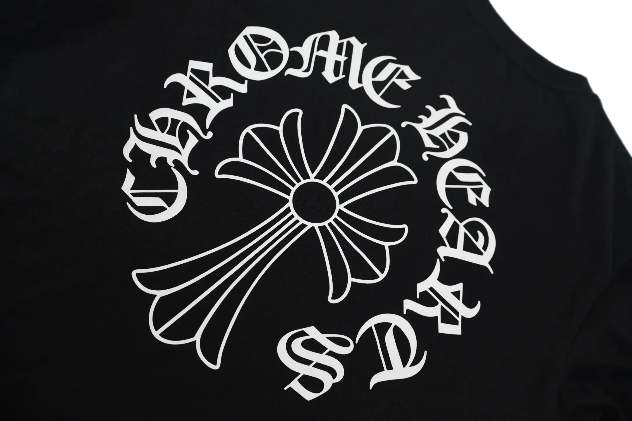 CH T （Black） 180g ， ， 1:1 ， （ ） Black 。 Size:S-M-L-XL